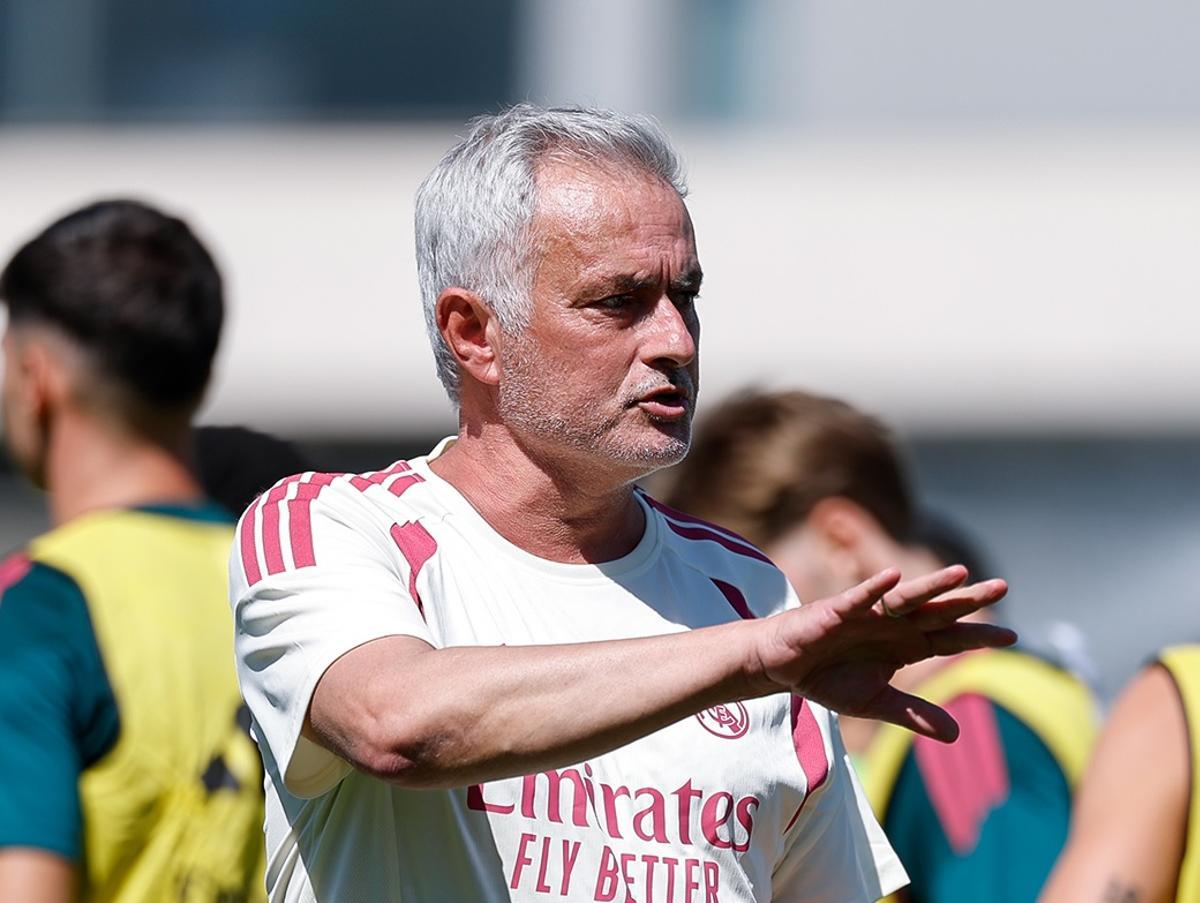 Mourinho, durante el entrenamiento