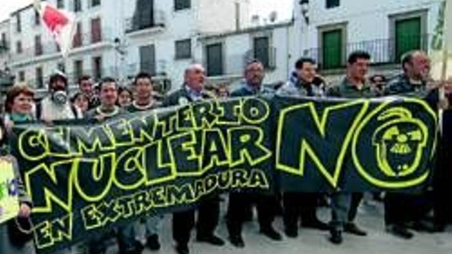 Cementerio Nuclear No traslada su sede a Albalá