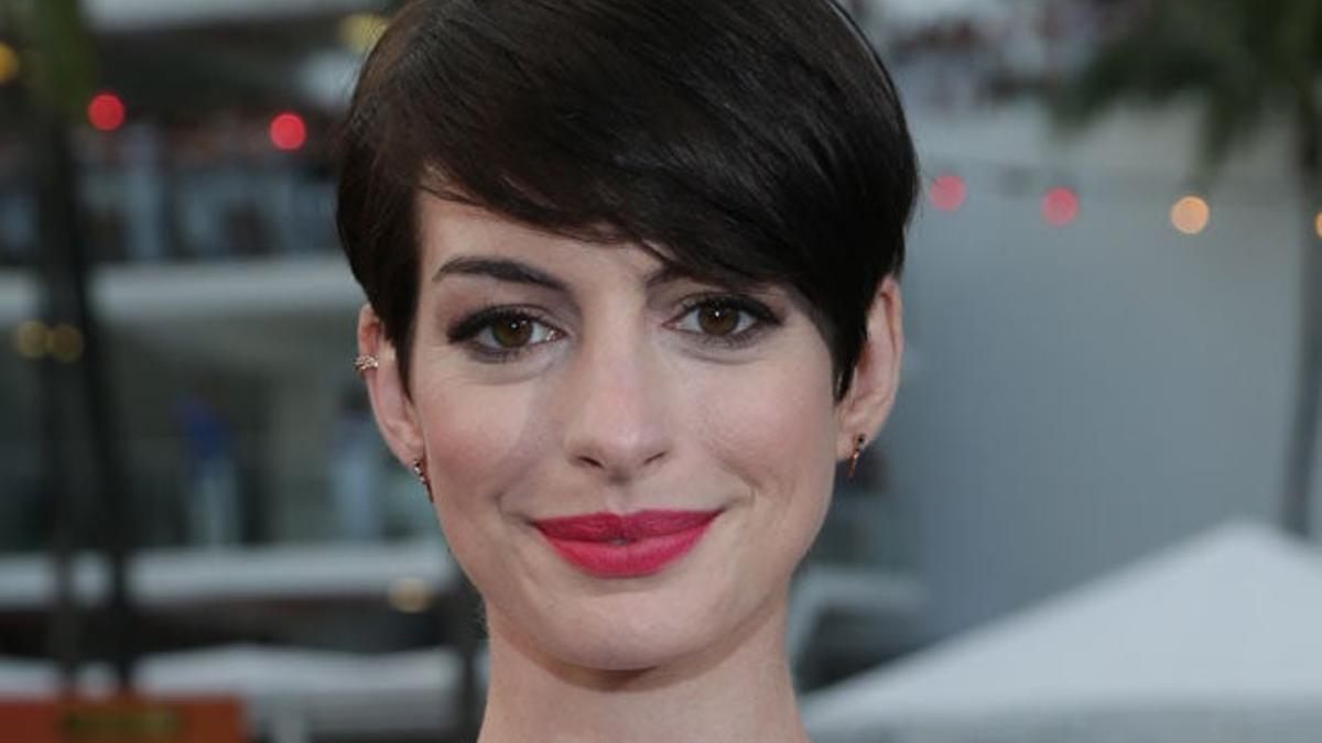 Anne Hathaway pide la liberación de las niñas nigerianas