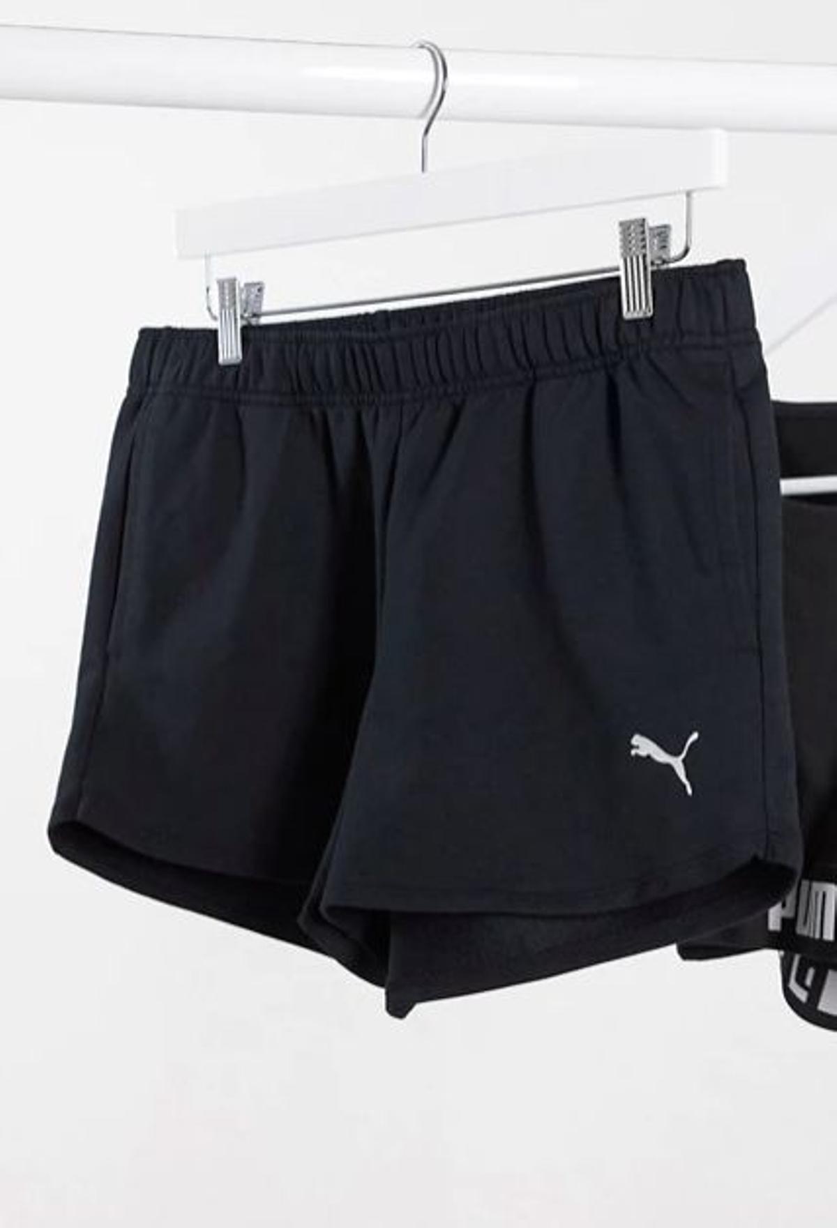 Pantalones cortos de deporte negros con logo Active Essentials de Puma