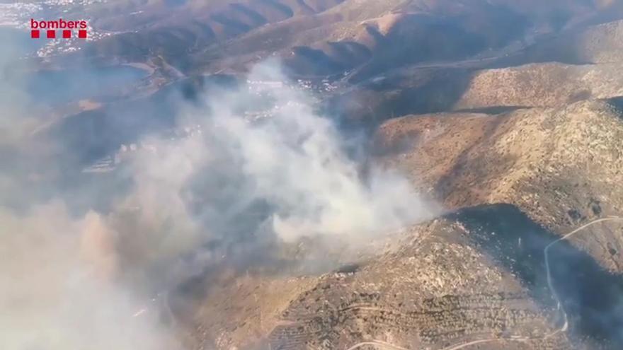 L&#039;incendi forestal de Portbou i Llançà, des de l&#039;aire