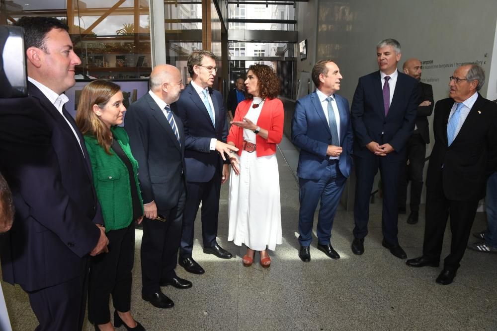 La ministra de Hacienda, Maria Jesús Montero, preside la presentación del 'Anuario 2019' del Foro Económico de Galicia.