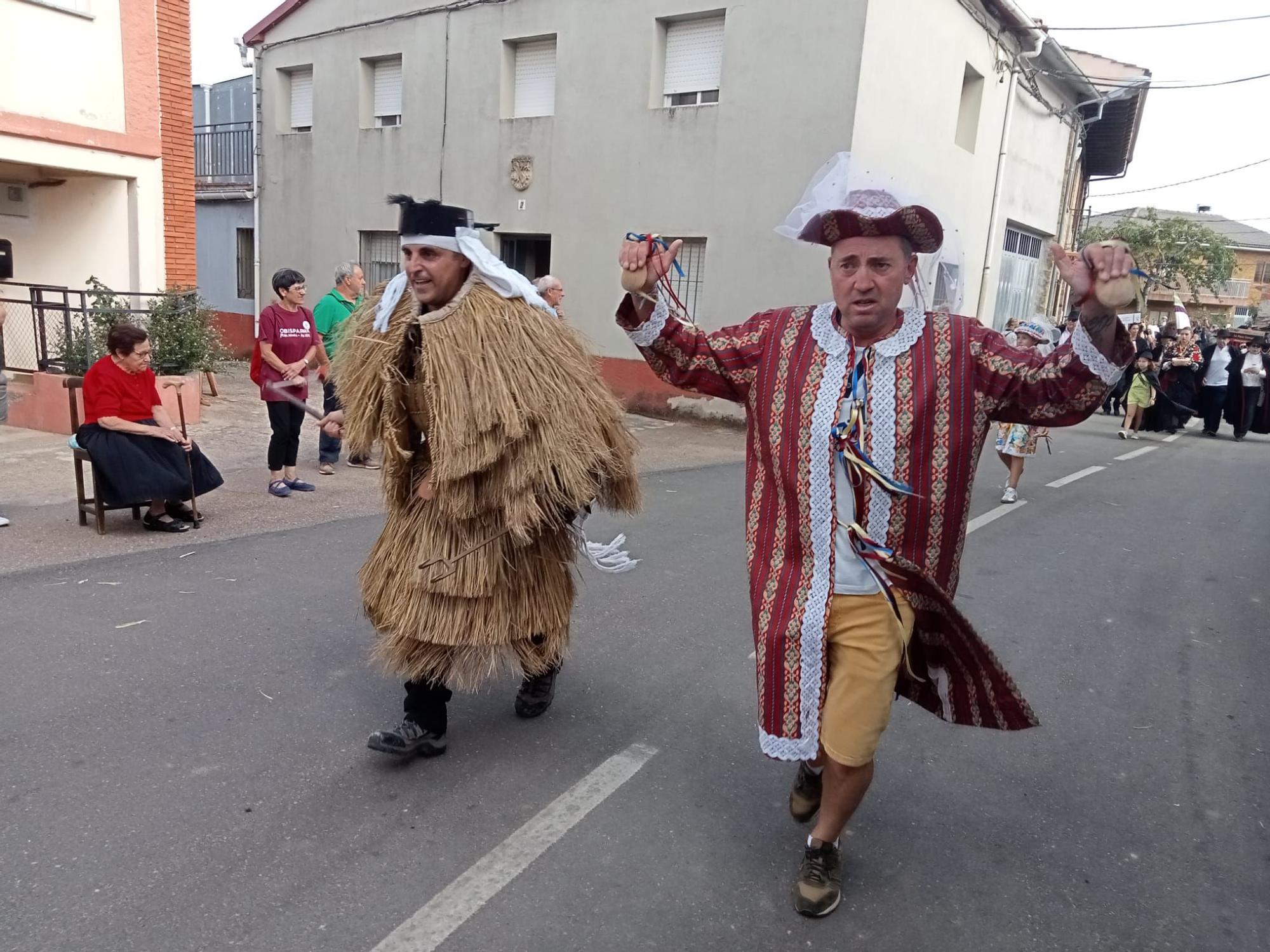 Las mascaradas zamoranas exaltan su autenticidad en Pobladura de Aliste