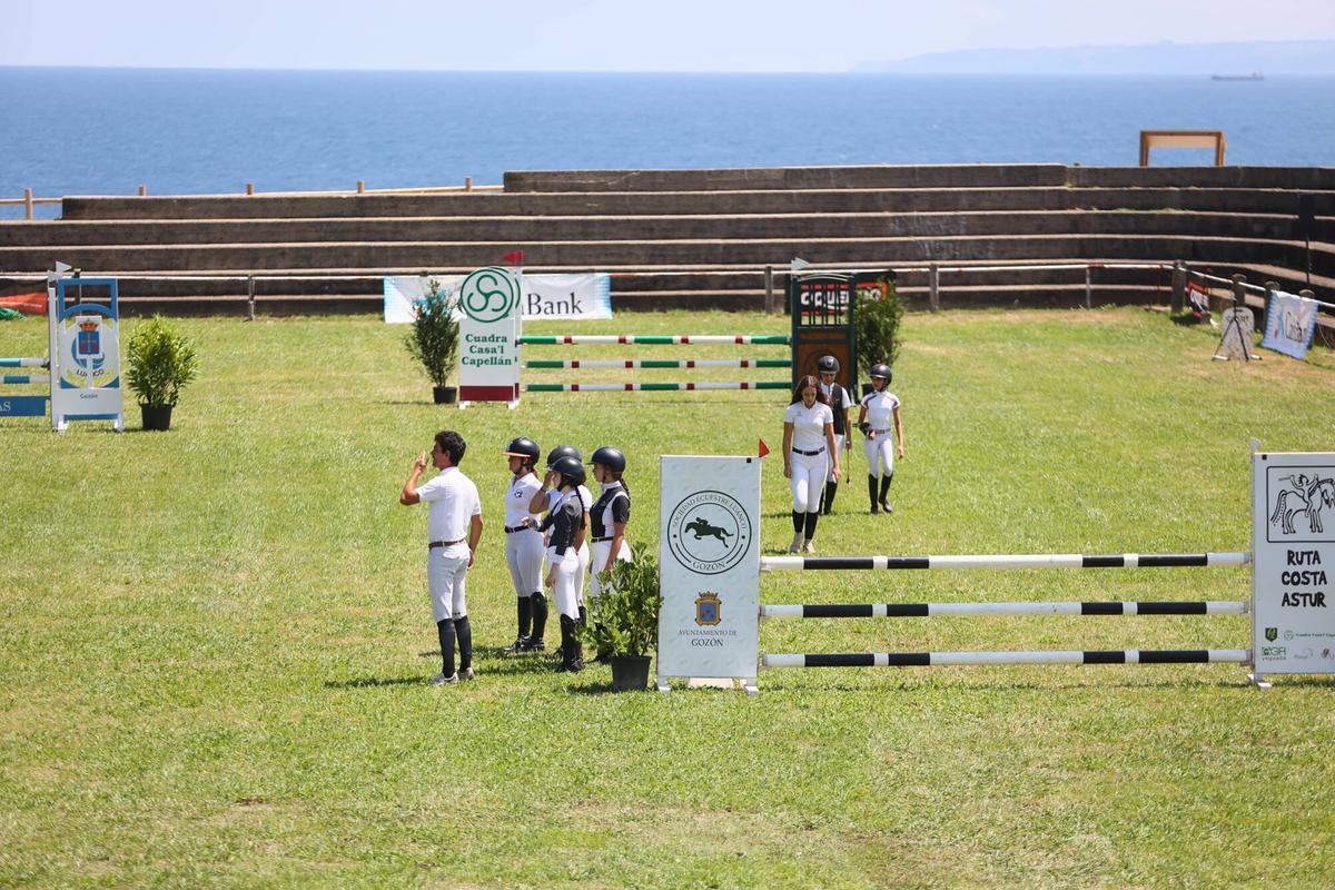 En imágenes: La primera jornada del Concurso Hípico de Luanco