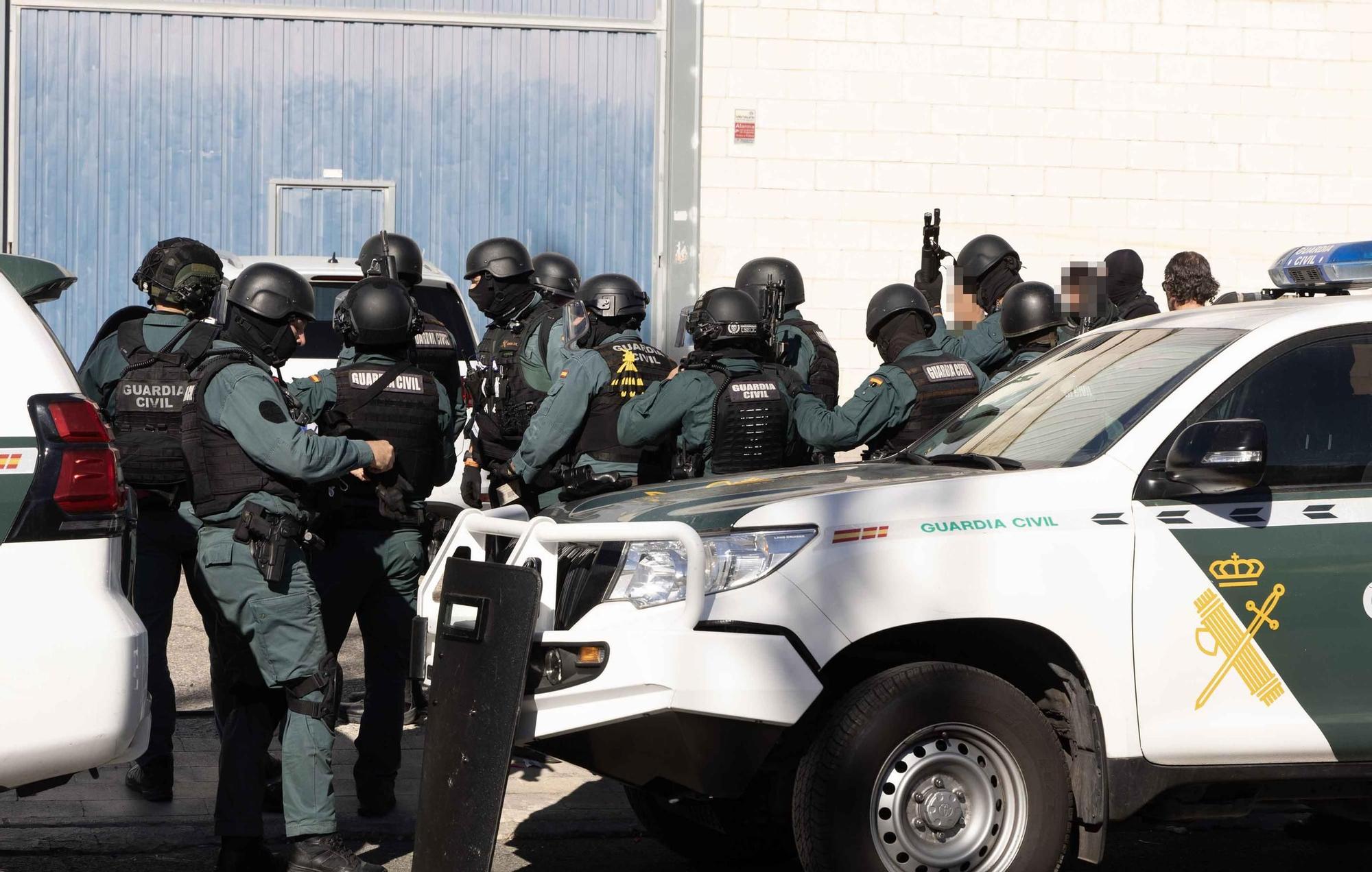 Golpe de la Guardia Civil contra contra el tráfico de personas en Alicante.