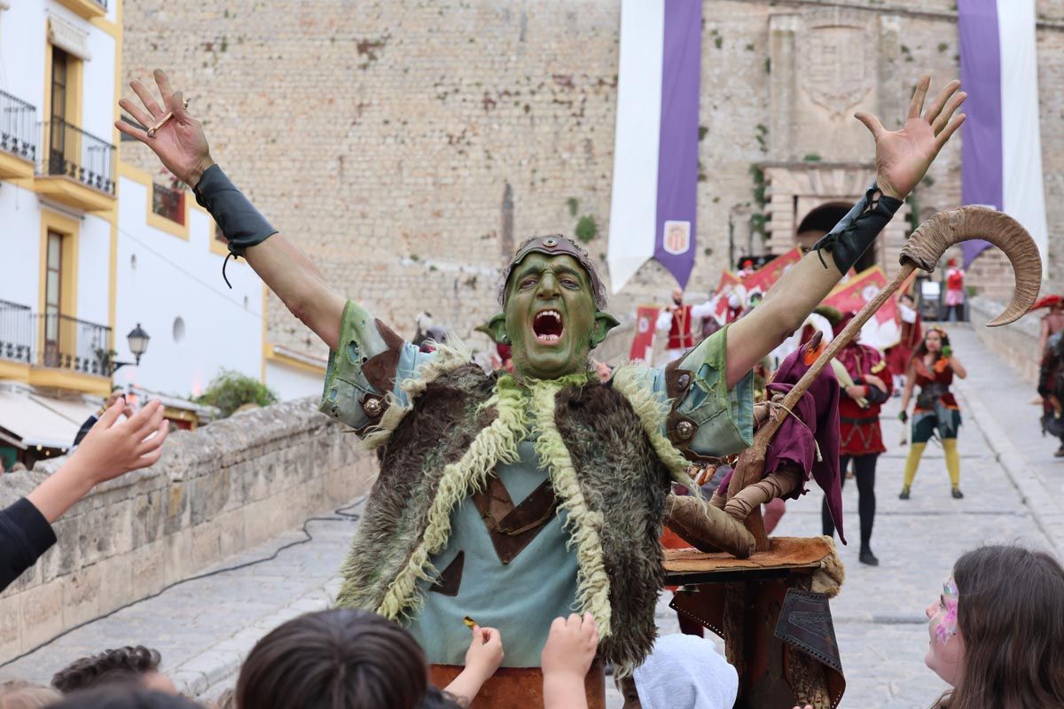 Todas las imágenes de la inauguración de la feria Eivissa Medieval