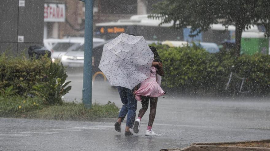 Imágenes de las fuertes lluvias en Palma este mediodía 9 de septiembre