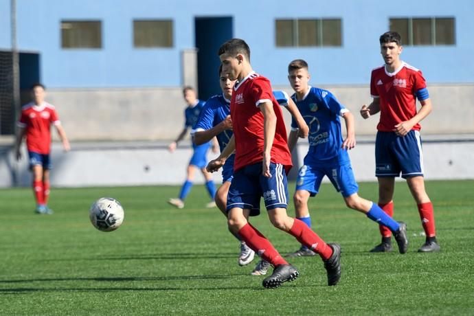 25-01-20  DEPORTES. CAMPOS DE FUTBOL DE LA ZONA DEPORTIVA DEL PARQUE SUR EN  MASPALOMAS. MASPALOMAS. SAN BARTOLOME DE TIRAJANA.  San Fernando de Maspalomas Santos- Veteranos del Pilar (Cadetes).  Fotos: Juan Castro.  | 25/01/2020 | Fotógrafo: Juan Carlos Castro