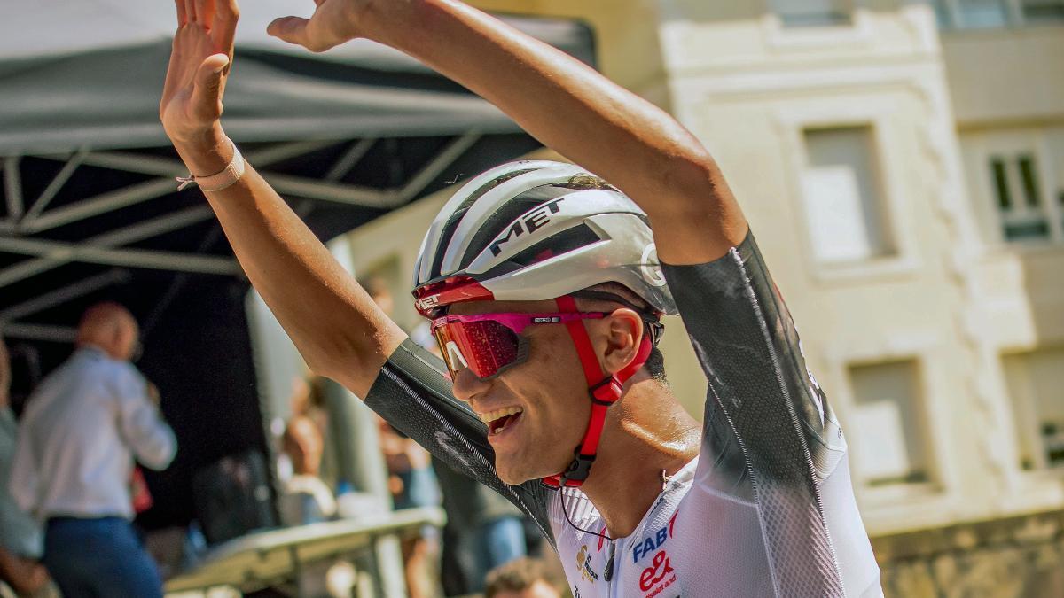 Isaac del Toro, líder del UAE Tour tras la etapa 1