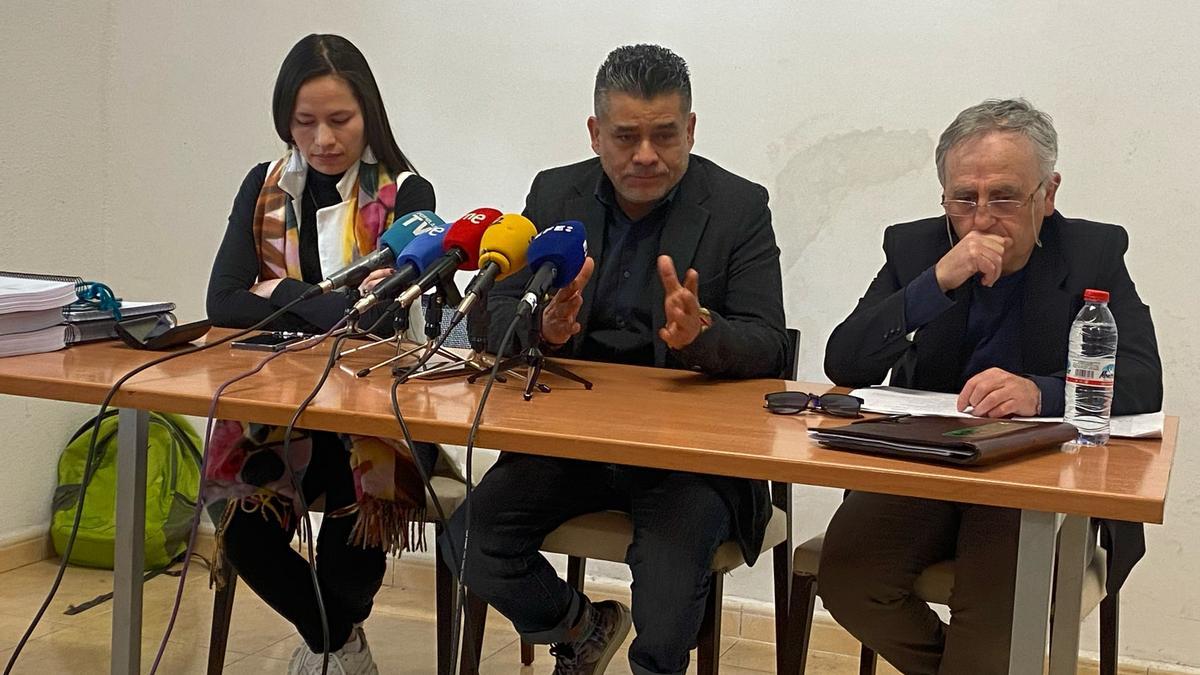 Rueda de prensa de los familiares de las víctimas de Atalayas