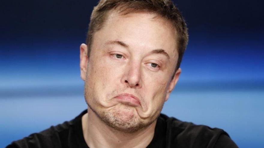 Elon Musk comprará 17,3 millones de euros en acciones de Tesla