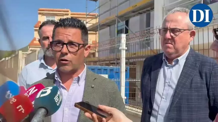 El alcalde de Ibiza, Rafael Triguero, sobre la explosión en un piso en Ibiza: "De las 22 viviendas hay cinco cuyos vecinos no podrán volver"