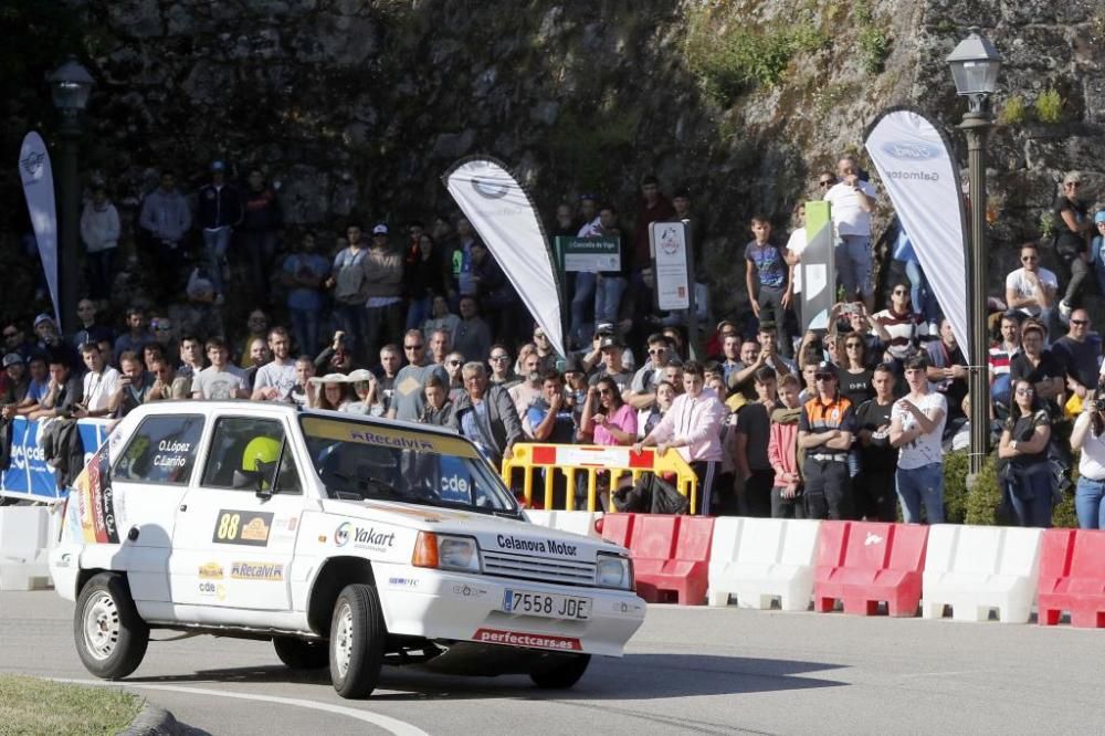 El olor a gasolina se apodera de O Castro con el Rallye Rías Baixas