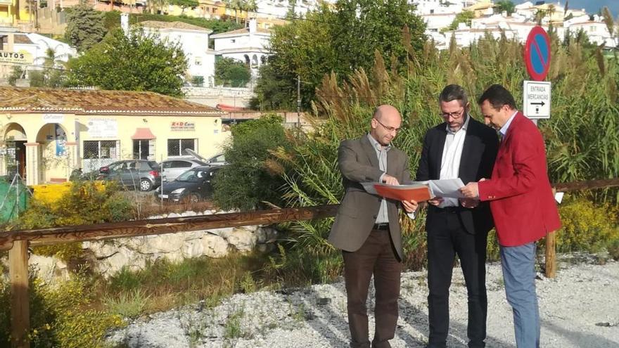 José Carlos Martín y Maldonado visitan el lugar de las obras.