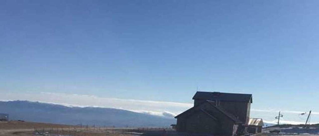 Foto realiza por Estación de Manzaneda este domingo. / FdV