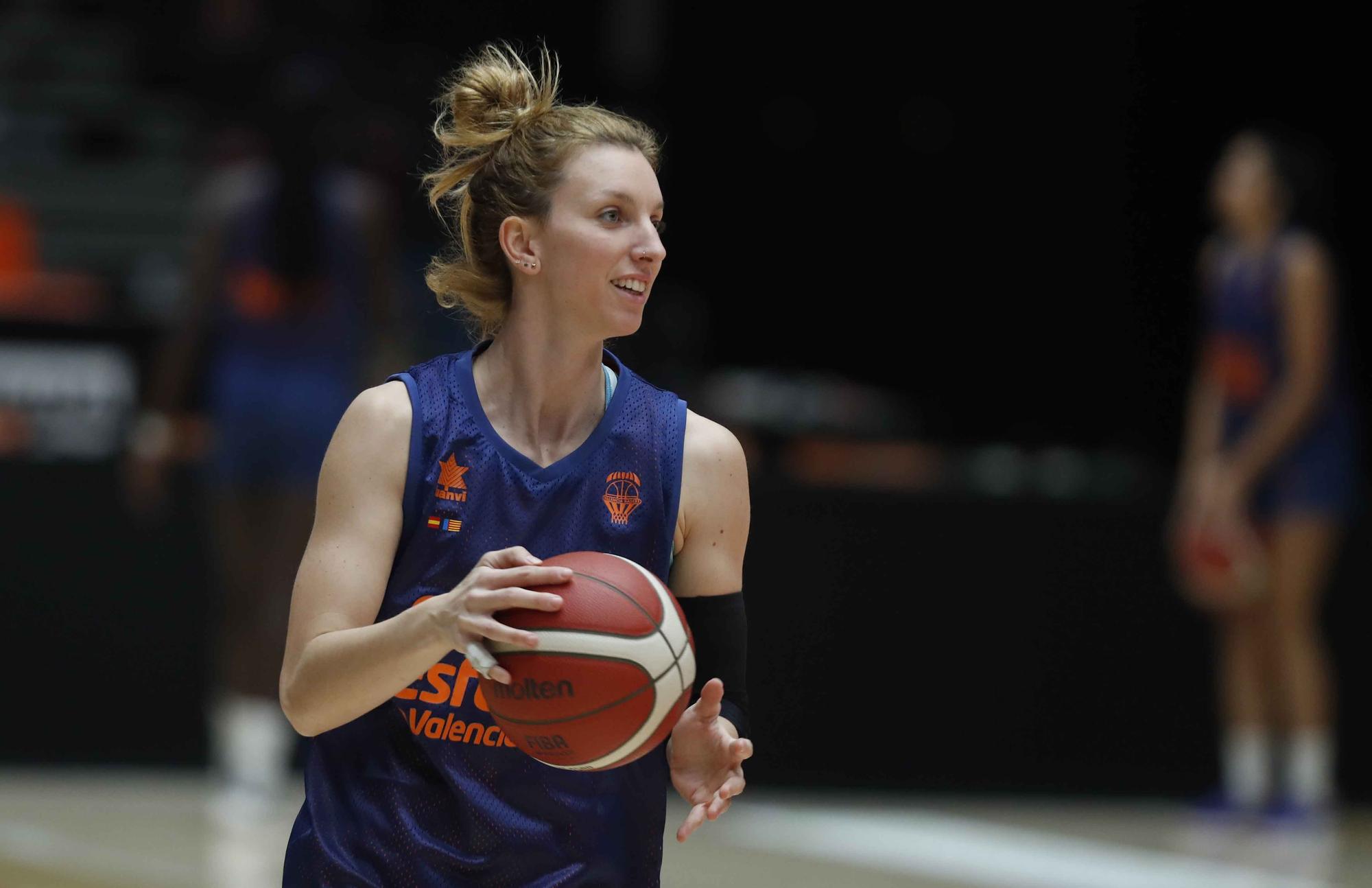 Último entrenamiento de Valencia Basket antes del partido de Eurocup Women frente al Fuenlabrada