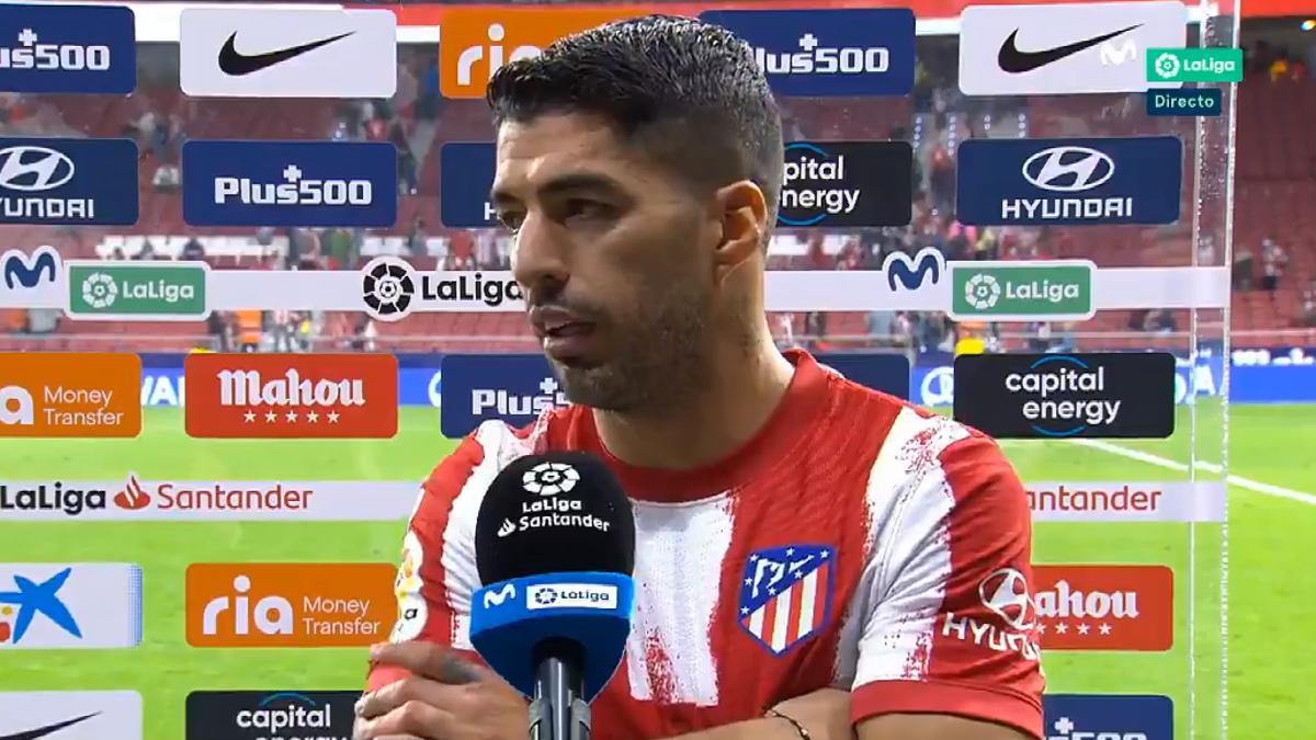 Luis Suárez explica a quién fue dirigido el gesto del teléfono