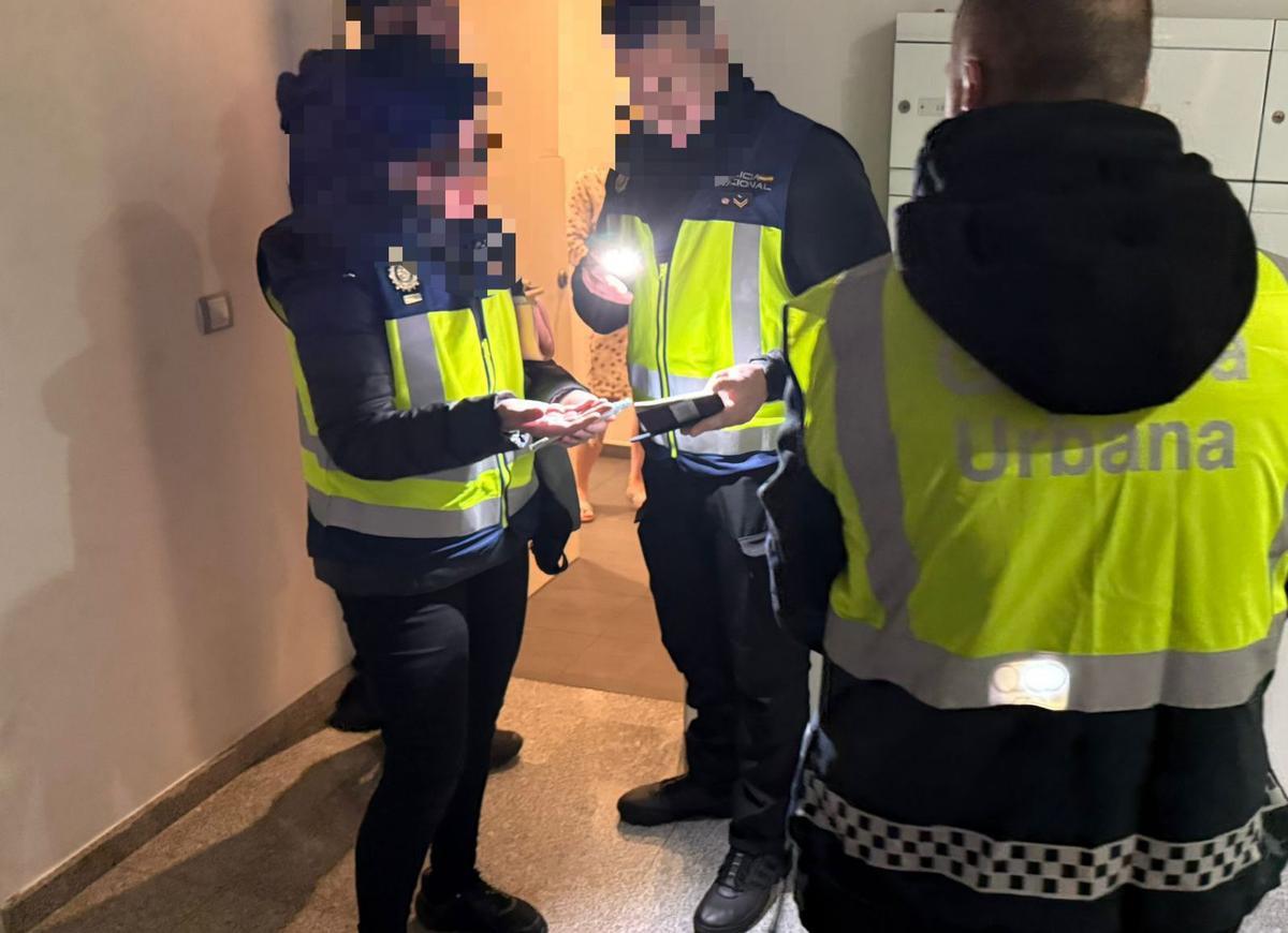 Les imatges de l'operació conjunta de Policia Nacional i Guàrdia Urbana de Figueres contra la prostitució