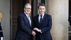 Emmanuel Macron y Keir Starmer.