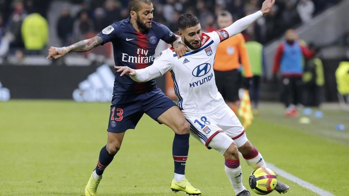 zentauroepp46820673 lyon  france   03 02 2019   fekir nabil  r  of lyon and dani190311190824