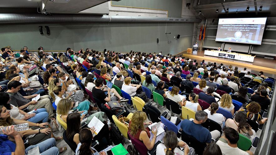 Más de 1.500 personas afrontarán los retos de la educación del futuro con Ucoerm