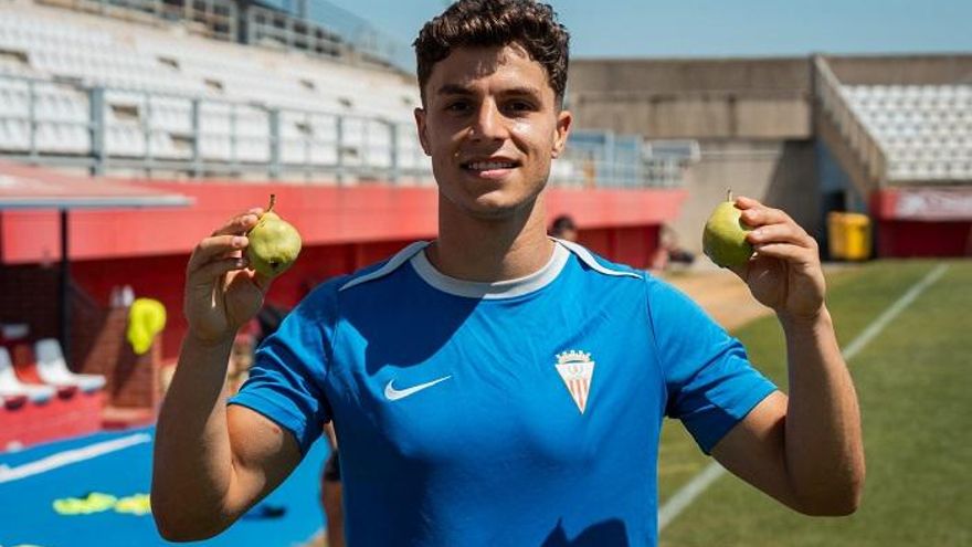 Dani Merchán, refuerzo para el lateral izquierdo del Zamora