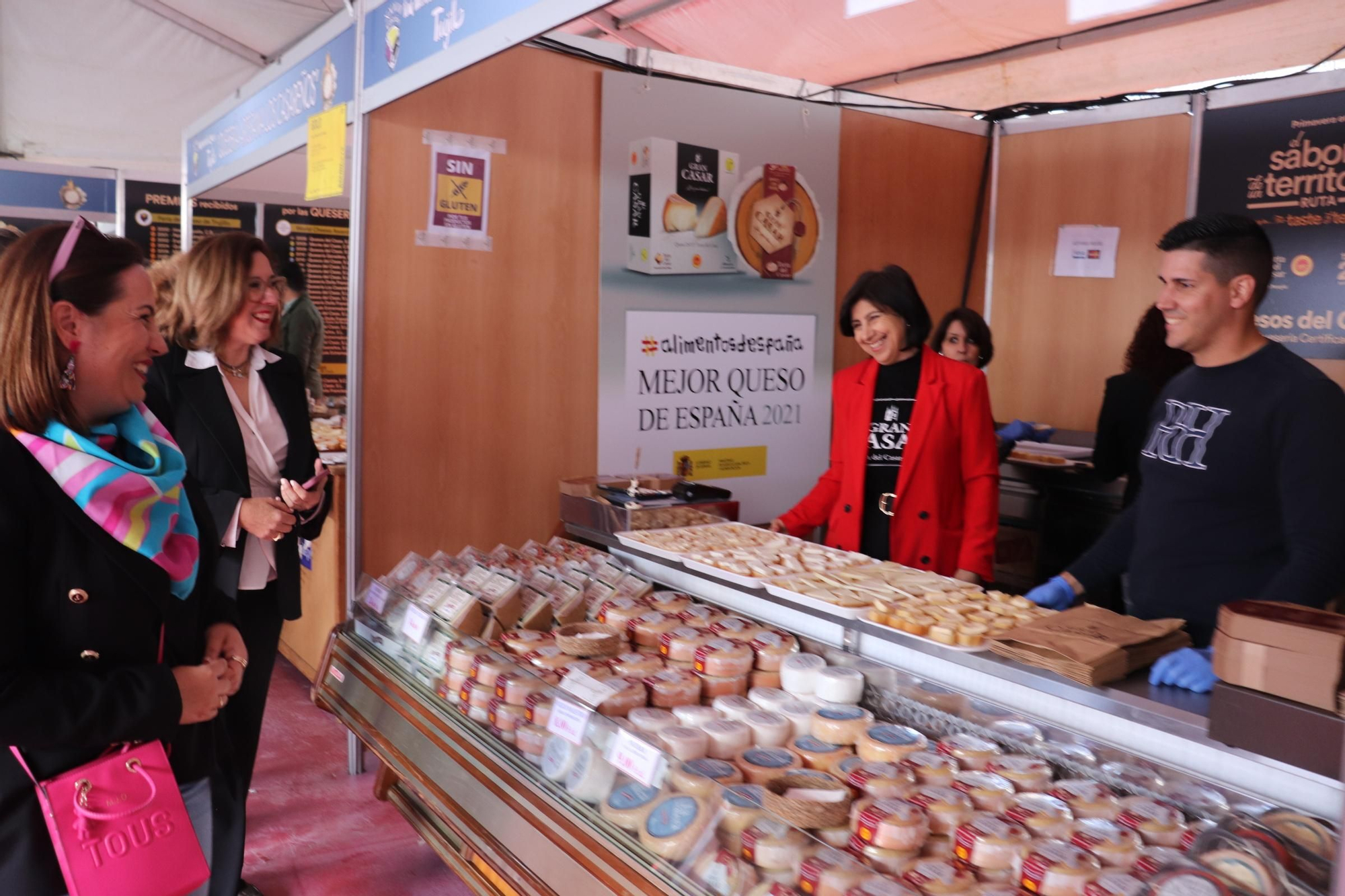 Primera jornada de la Feria Nacional del Queso de Trujillo