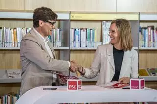 Illa y Albiach firman en un barrio obrero de Cornellà el acuerdo de investidura PSC-Comuns