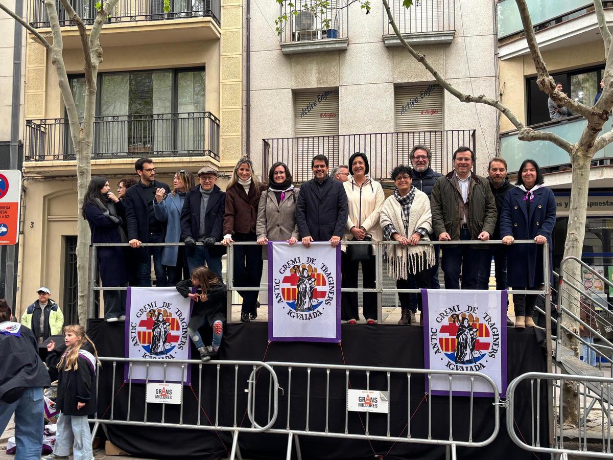 Autoritats locals i comarcals han seguit els Tres Tombs des de la Rambla