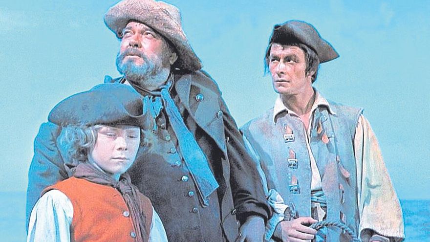 El público del Warm Up vibra este viernes con la actuación de Niña Polaca