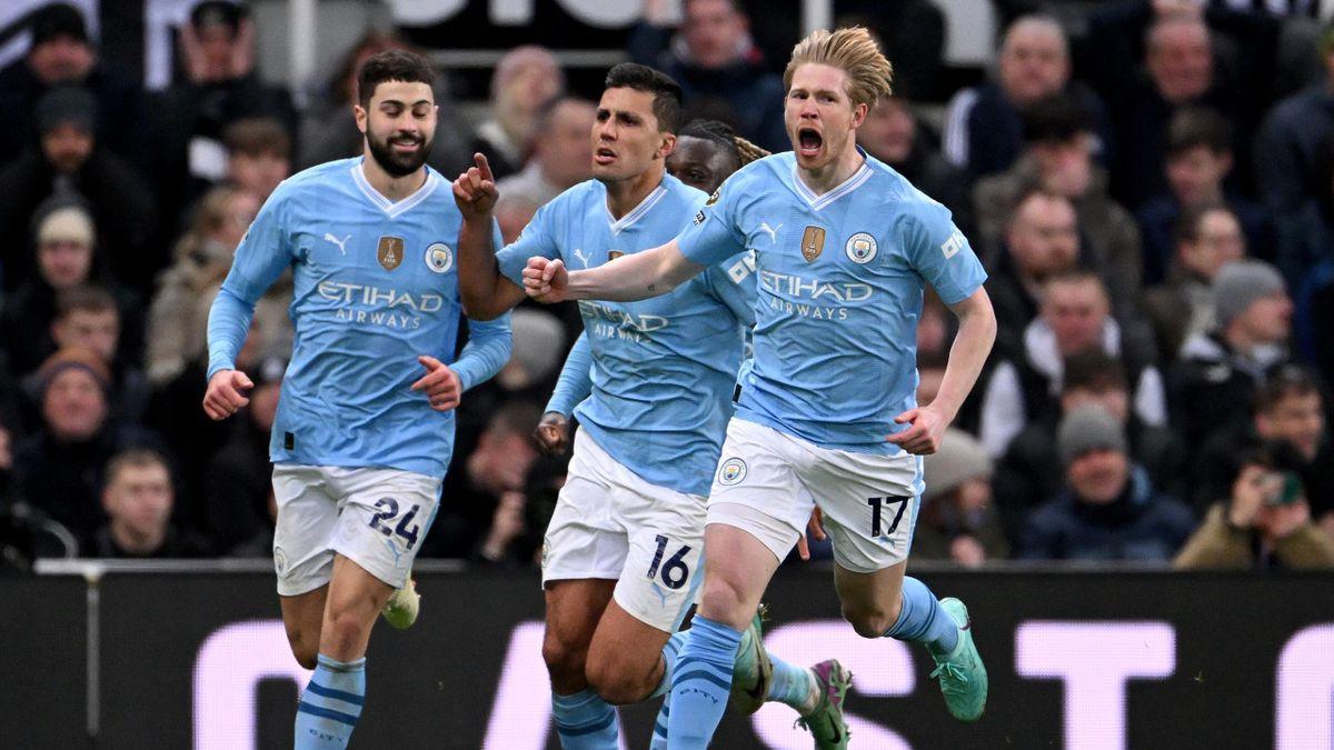 Con un partido menos, el Manchester City se encuentra a 5 puntos del Liverpool