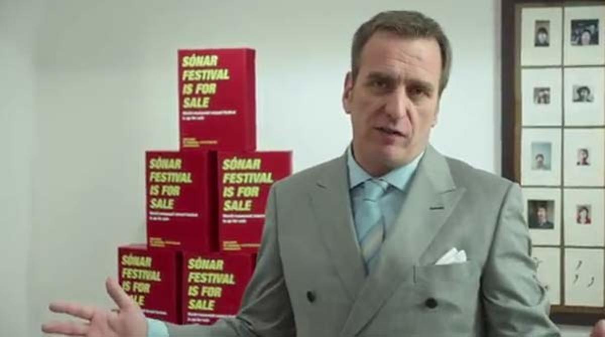 Vídeo promocional del Sónar 2011 en què el Sr. Samaniego explica tots els detalls referents a la venda del festival.