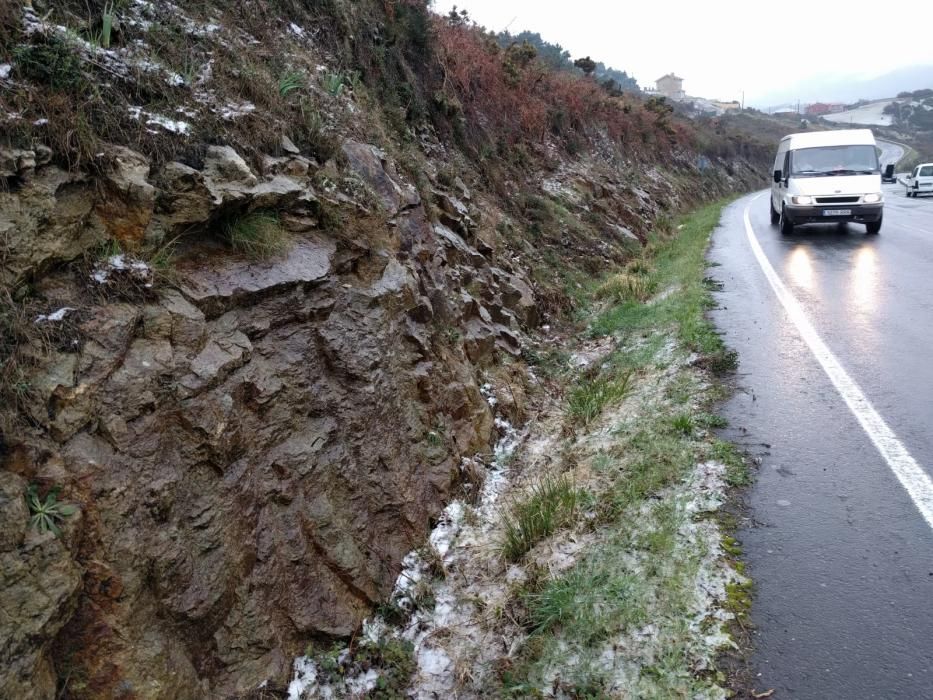 Lluvia de copos en A Coruña, nevadas en Galicia