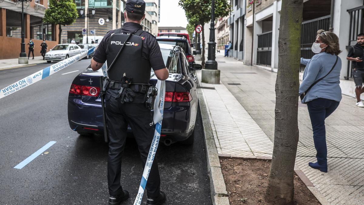 Amenaza de bomba en Oviedo: desalojan el Centro Cívico y acordonan la zona