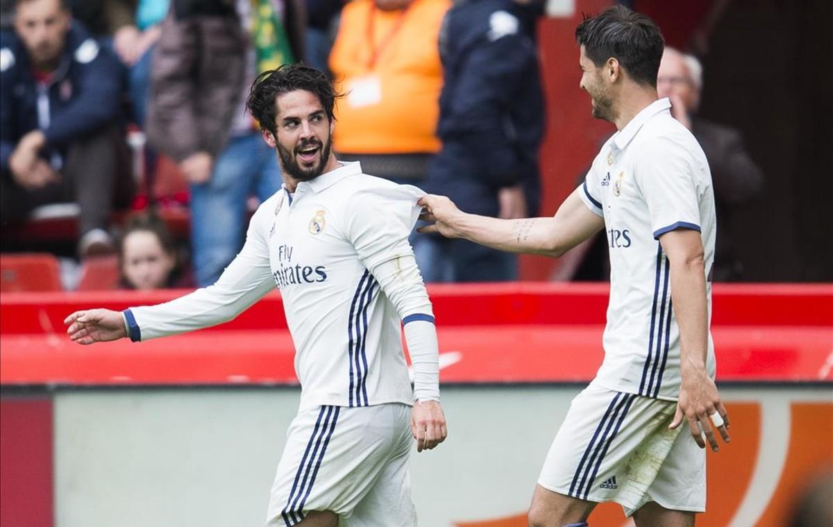 tecnicomadrid38063823 gijon  spain   april 15   isco of real madrid celebrates wit