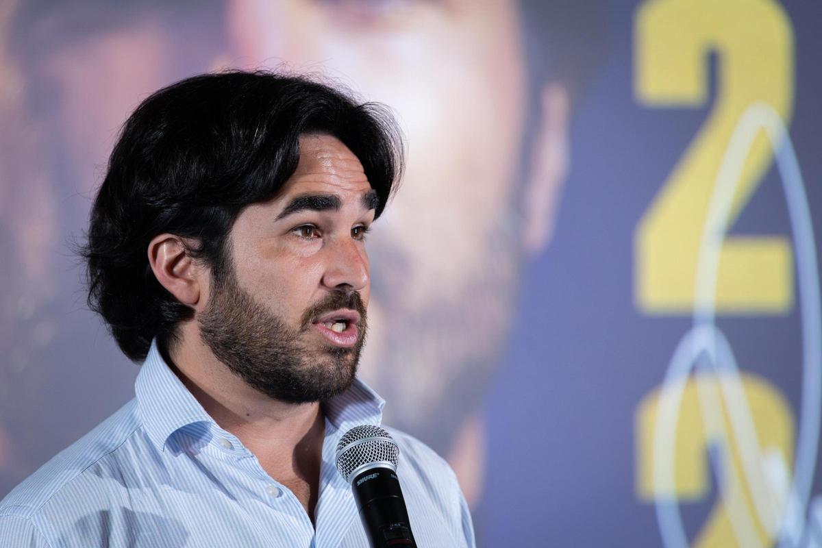 Pere Romeu en su acto de presentación con el Barça