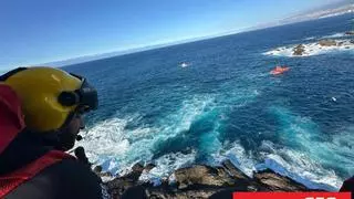 Una veintena de voluntarios busca al menor polaco desaparecido en la costa de La Guancha