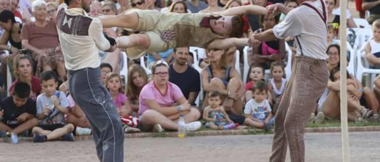 Sagunt inaugura el Off Romà con rock y circo