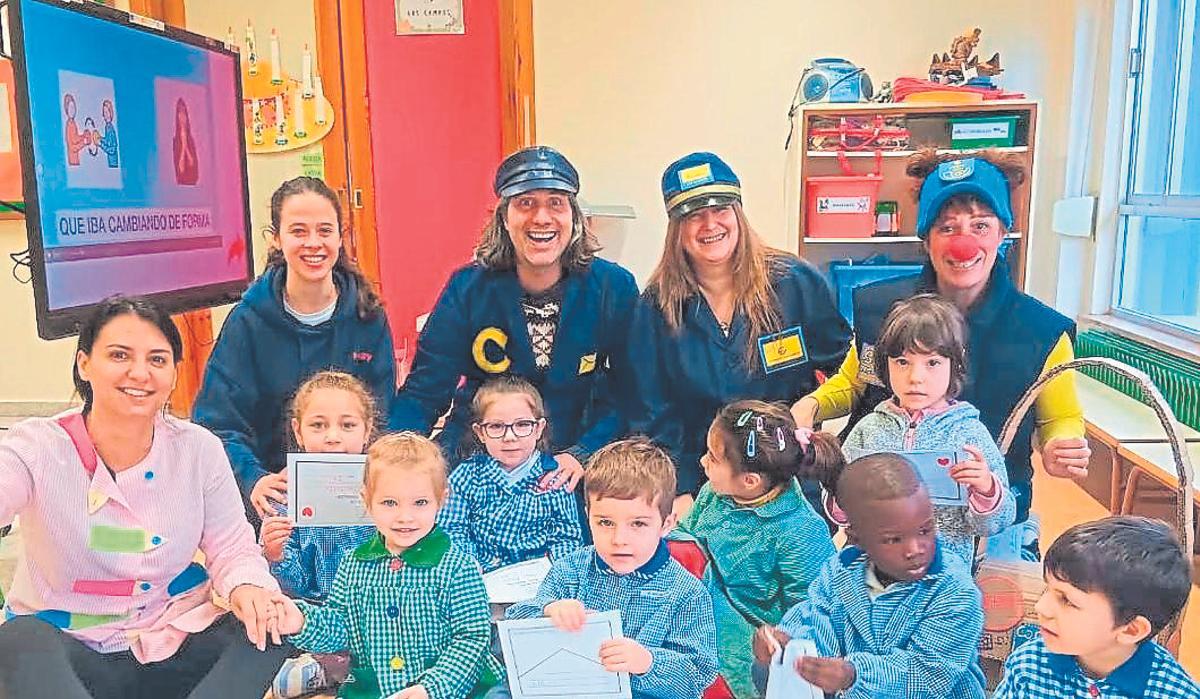 Los Campos celebra el Día de la Amistad con un reparto especial de cartas