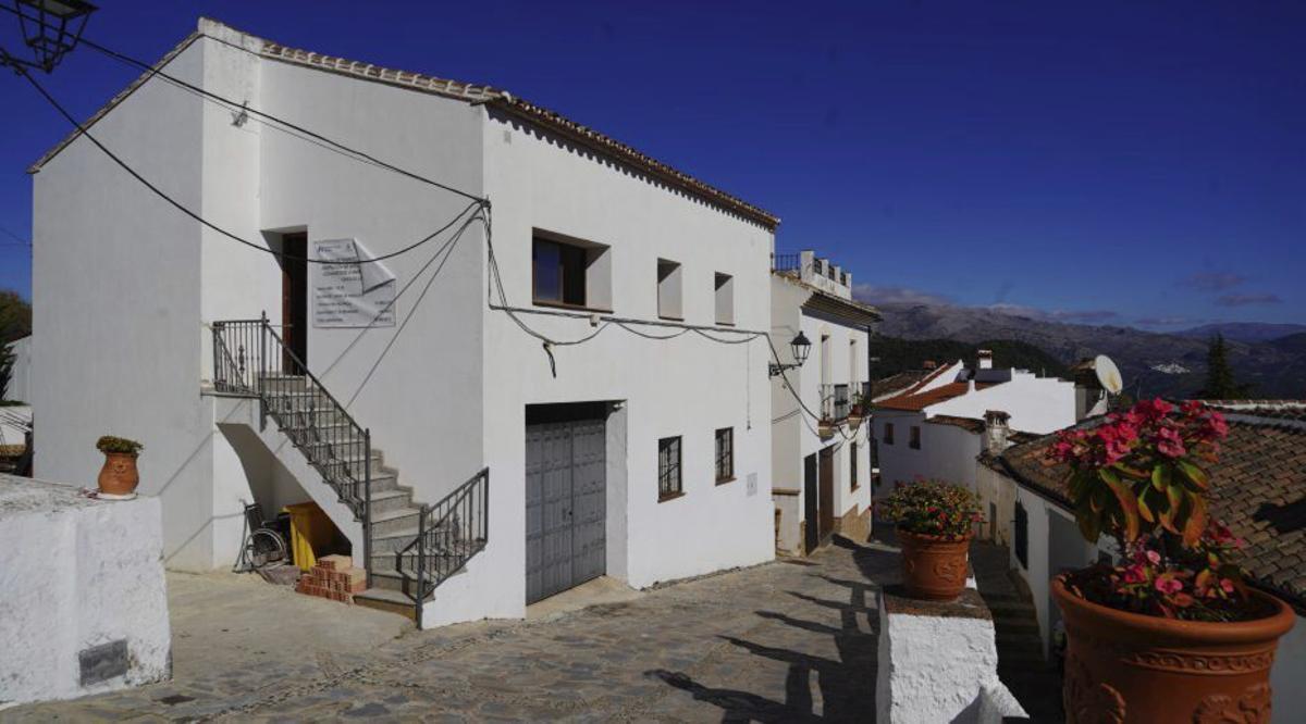 La antigua ‘casa de los maestros’ de Benadalid.