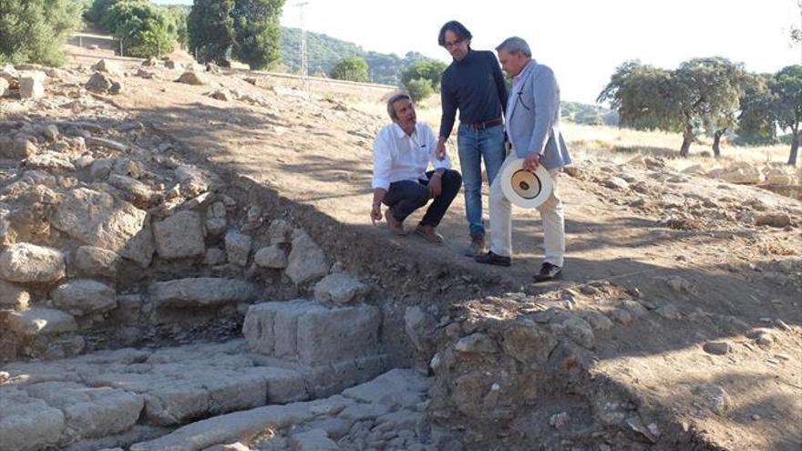 Hallan restos de un edificio en Medina Azahara