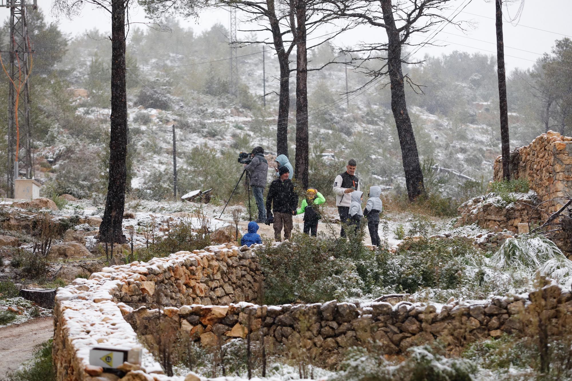 Galería de imágenes de la nieve por la borrasca Juliette en Ibiza