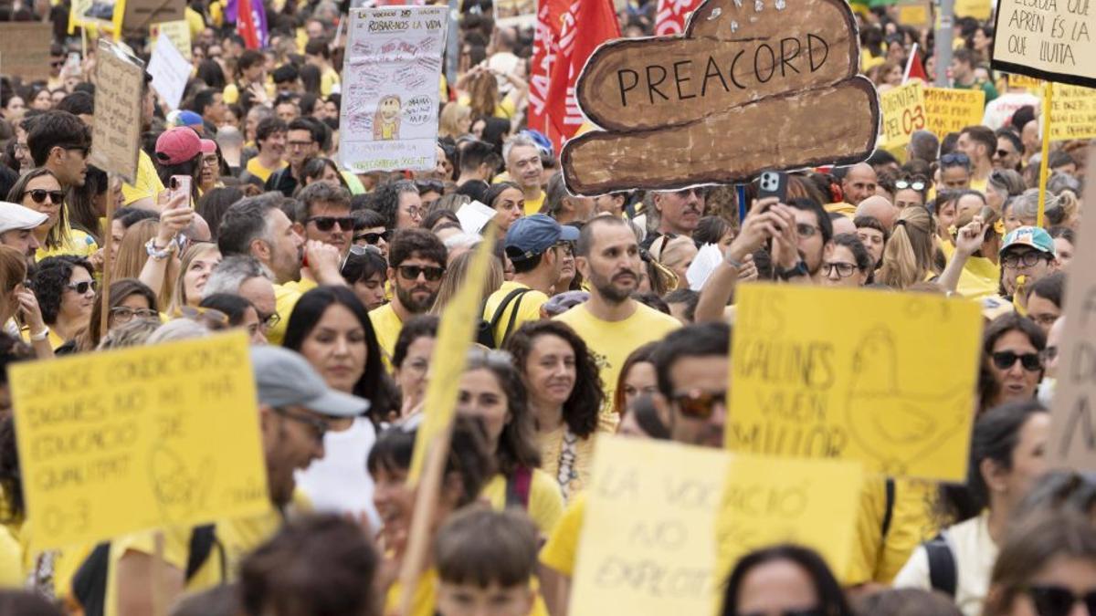 Protestes durant la vaga educativa de divendres passat, a Barcelona. | FERRAN NADEU