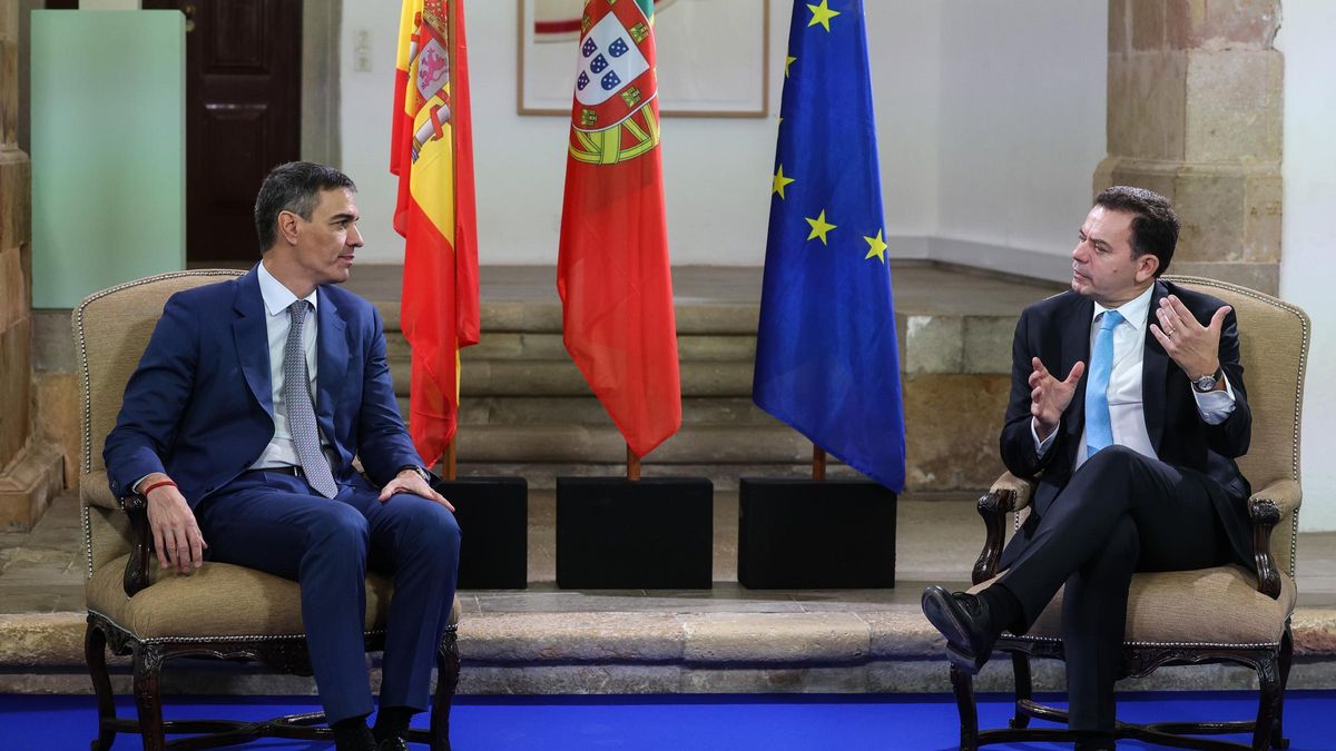 Pedro Sánchez y Luís Montenegro, en la Cumbre Hispano Lusa