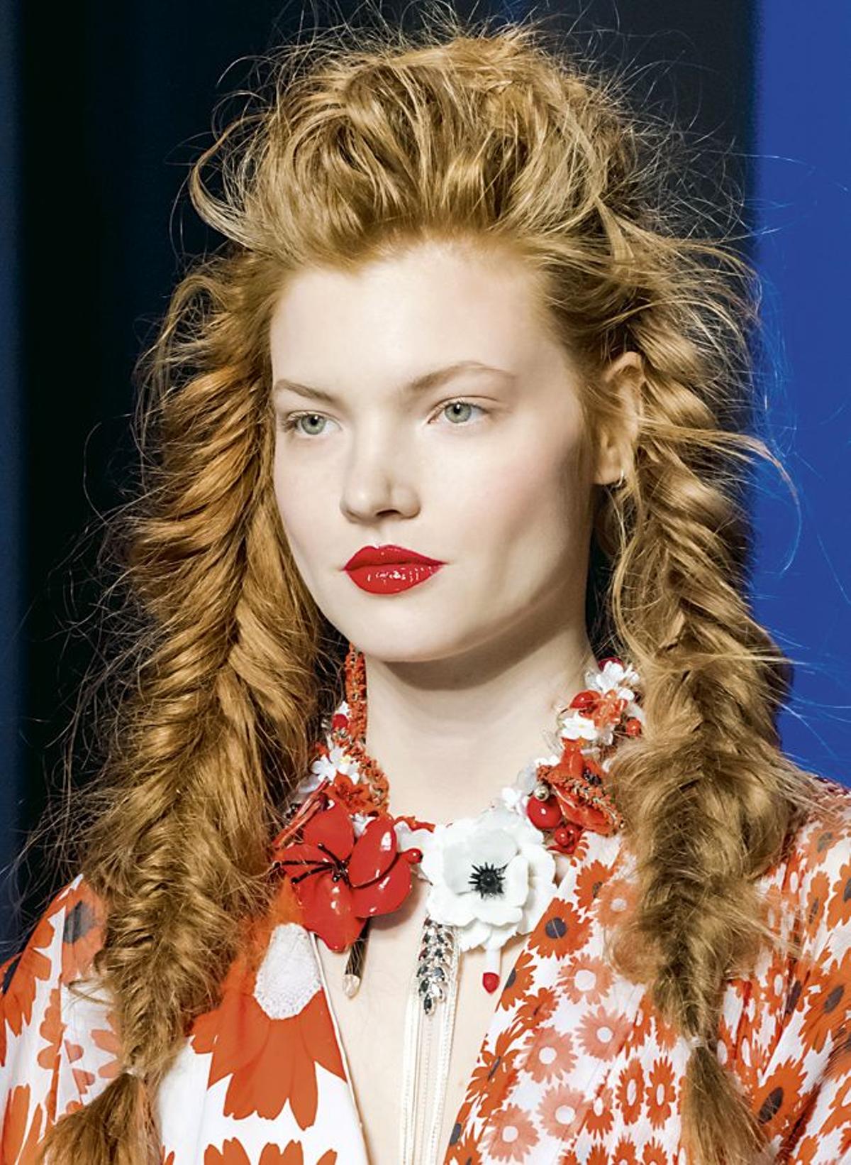 Oda a las trenzas: desfile de Gaultier S17