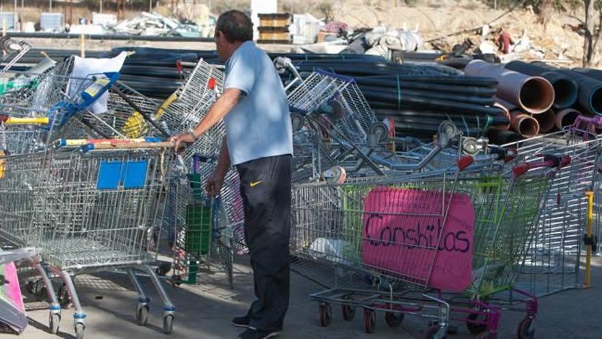 El servicio de limpieza retira 510 carros y 35 toneladas de basura tras la Santa Faz