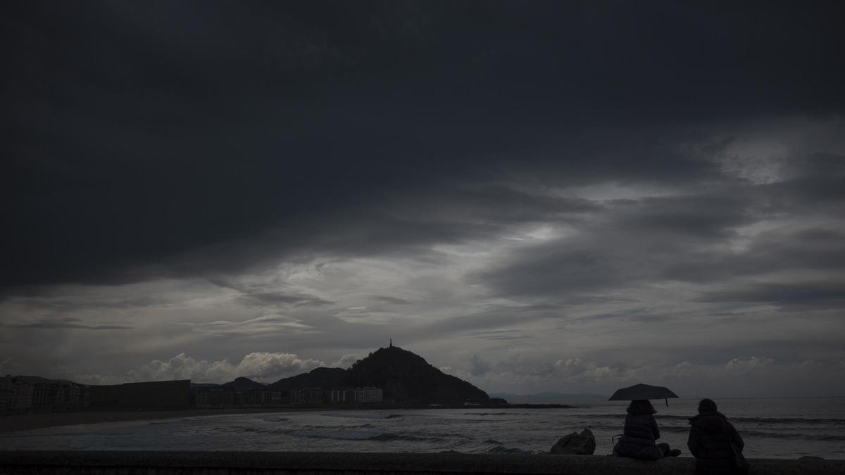 Cielos nubosos.