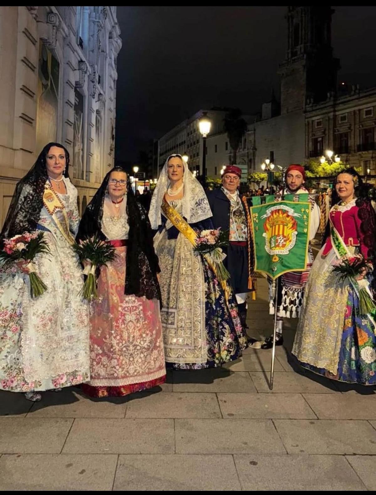Conxa García, alcaldesa de Picassent, desfiló este lunes por la ofrenda de València.