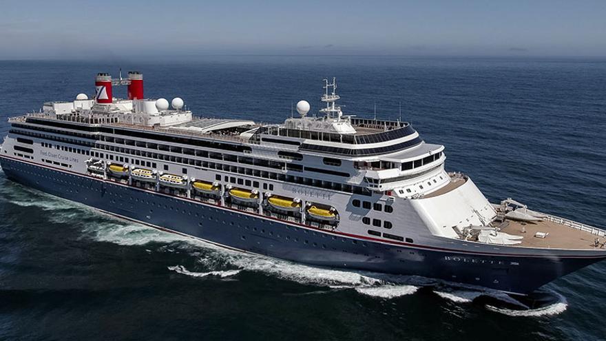 El crucero Bolette, con destino Las Palmas de Gran Canaria pero que ha tenido que desviar su rumbo por las malas condiciones del mar.