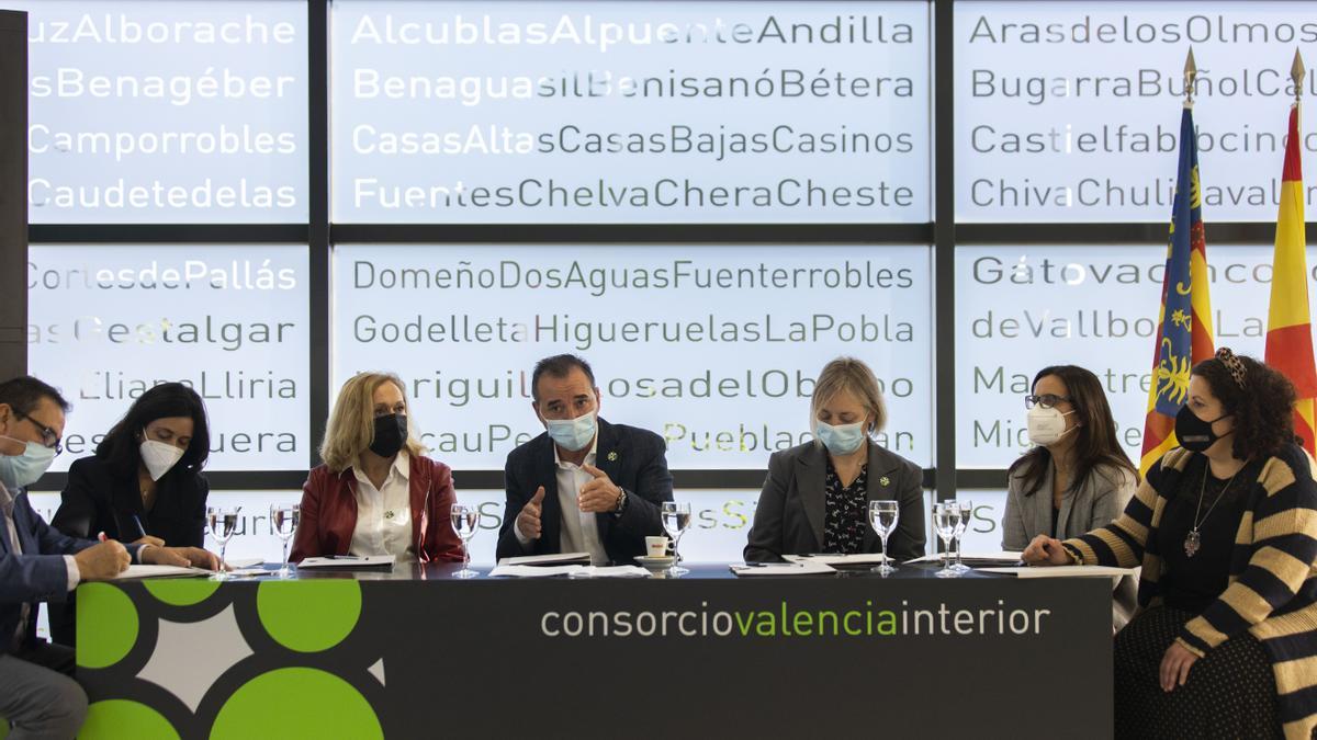 Mesa redonda en el Foro de Economía Comarcal